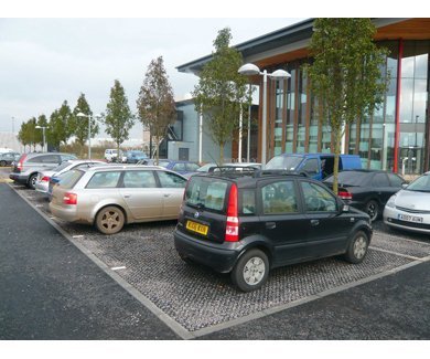 BodPave 85 from TYPAR for a stabilized porous gravel filled parking lot